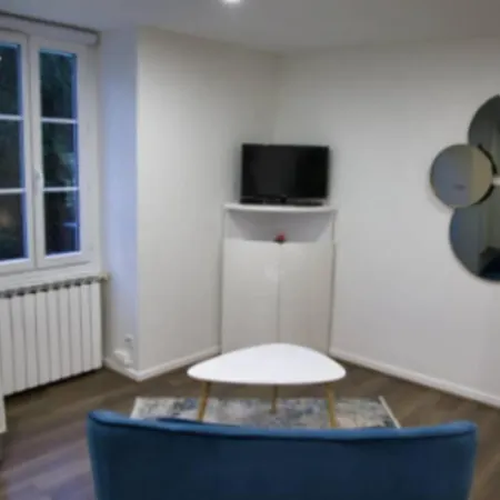 La Perle De L'isle Βιέν